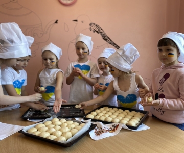 Патріотична фотосесія та смачні булочки!