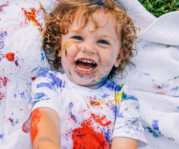 СВІТЛИНКА ЗАПРОШУЄ ДО ДИТЯЧОГО САДОЧКУ, МАЛЕНЬКОЇ ШКОЛИ ТА ГРУПИ ПРОДОВЖЕНОГО ДНЯ