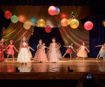 Випускний Світлинка 2018 рік