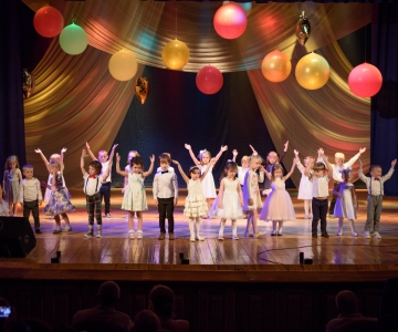 Випускний Світлинка 2018 рік