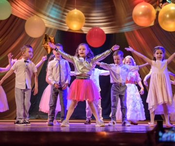 Випускний Світлинка 2018 рік