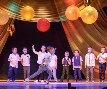 Випускний Світлинка 2018 рік