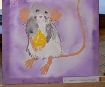 Виставка робіт дітей художньої студії "Світлинки" під назвою "Дитинство - це час коли ми можемо літати!"