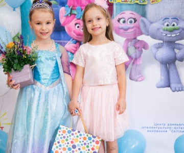 День народження у Поліни