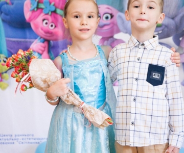 День народження у Поліни