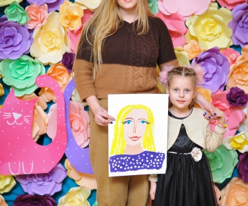 мамине свято я зустрічаю