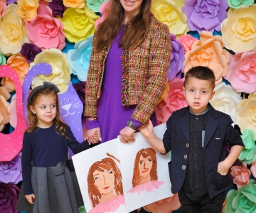 мамине свято я зустрічаю