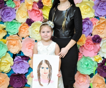 мамине свято я зустрічаю