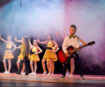 Шоу ФАНТАСТИЧНІ ДІТИ - Конкурс "Принц і Принцеса - 2019!"