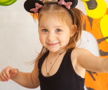 Вечірка Шоу Героїв у Світлинці