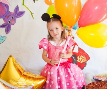 Вечірка Шоу Героїв у Світлинці