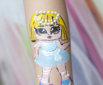 Вечірка Шоу Героїв у Світлинці