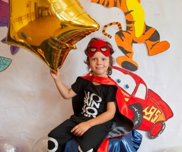 Вечірка Шоу Героїв у Світлинці