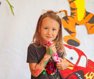 Вечірка Шоу Героїв у Світлинці