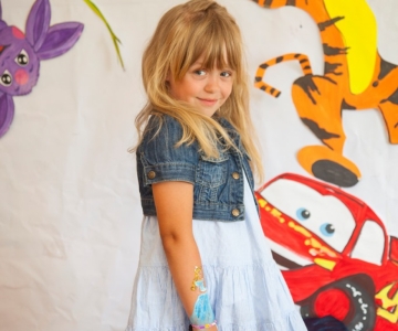 Вечірка Шоу Героїв у Світлинці