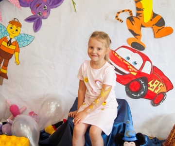 Вечірка Шоу Героїв у Світлинці