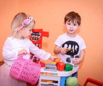 Весела малеча