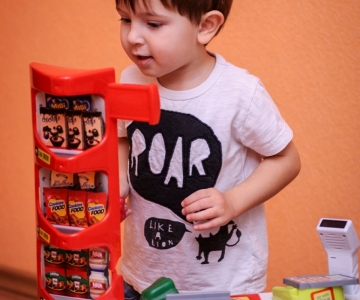 Весела малеча