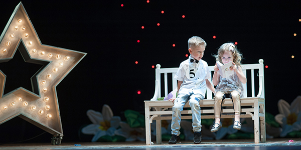  Дитячий центр раннього розвитку Світлинка в місті Луцьку.
У нас діє літній табір, маленька школа, художня студія, вокальна студія, класи фортепіано, англійський клуб, школа моделей, логопед. Тут завжди панує дружня та позитивна атмосфера!